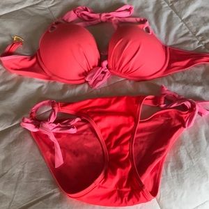 Victoria’s secret push up bikini 32d small